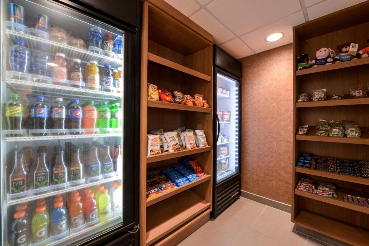 | Fairfield Inn by Marriott Pittsburgh New Stanton