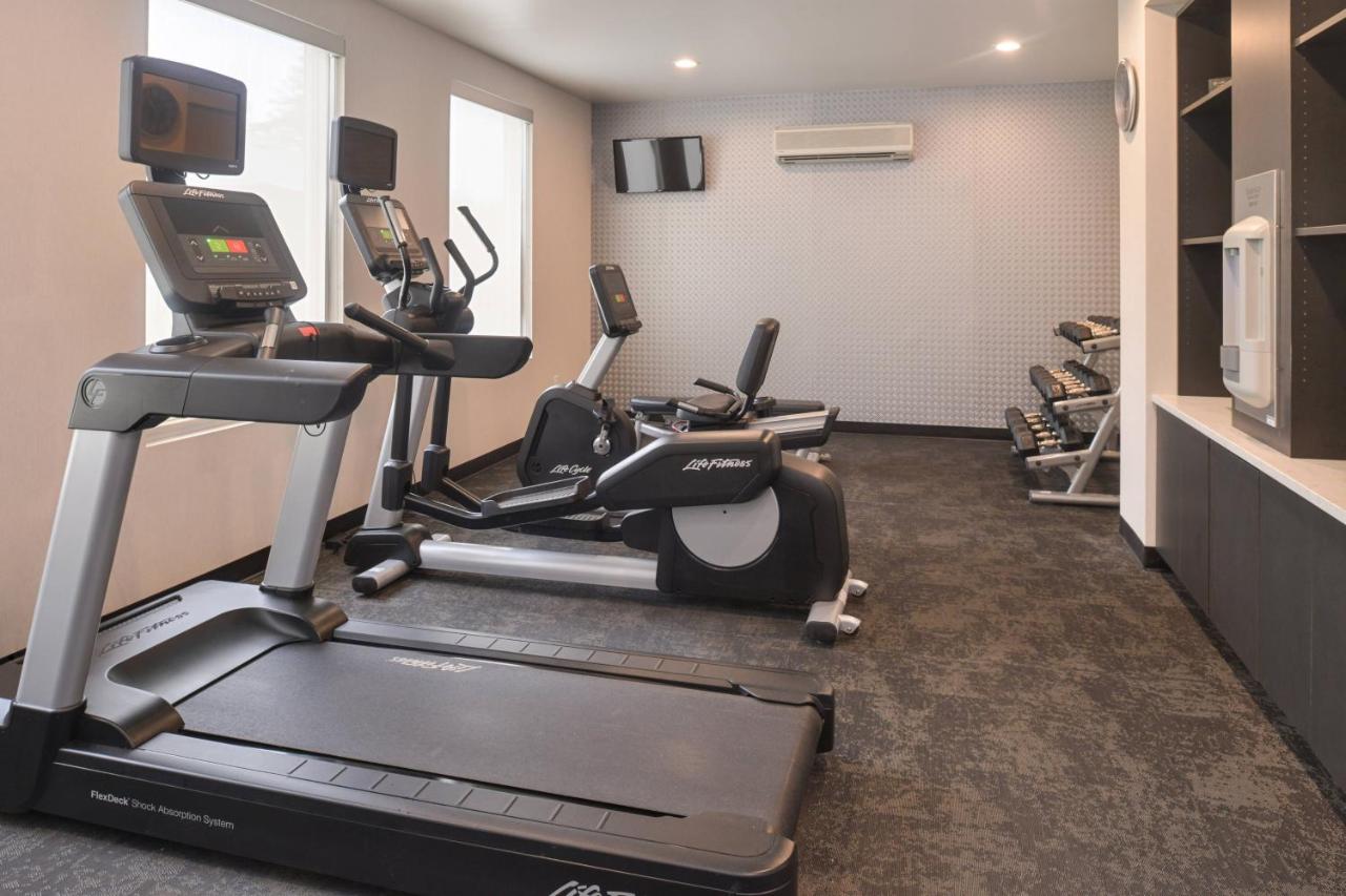 | Fairfield Inn by Marriott Pittsburgh New Stanton