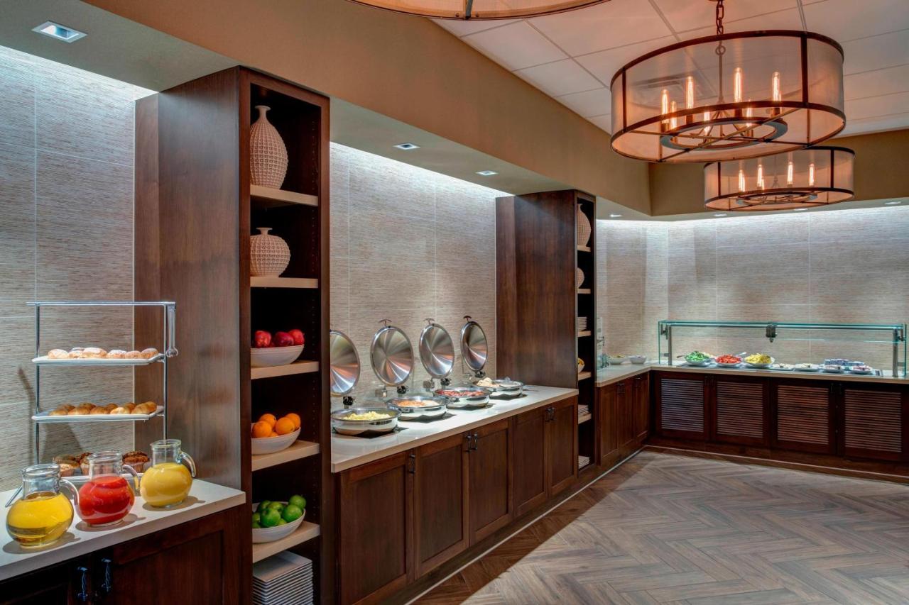| Dallas/Fort Worth Airport Marriott