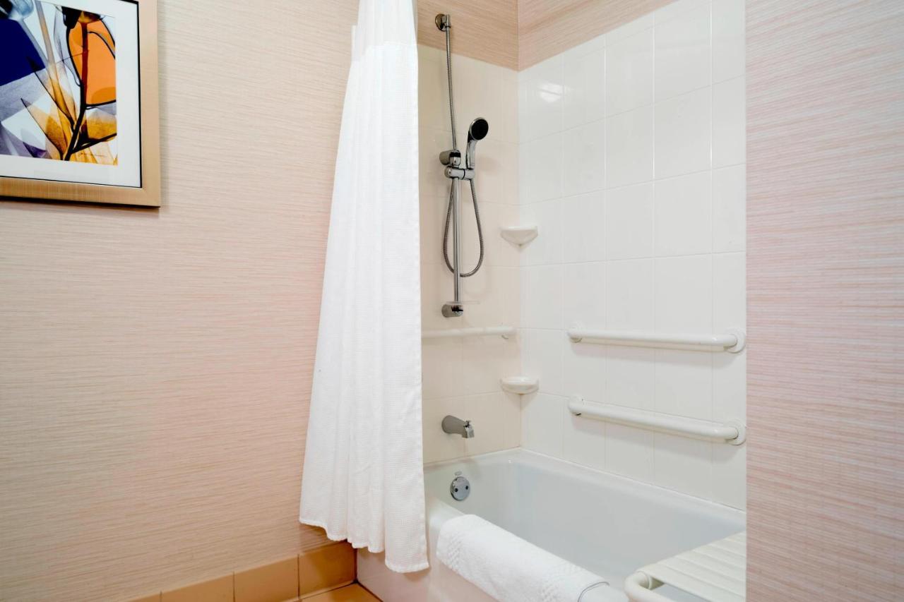 King Room at Fairfield Inn & Suites by Marriott State College