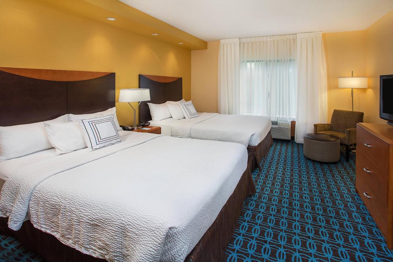  | Fairfield Inn & Suites Kodak