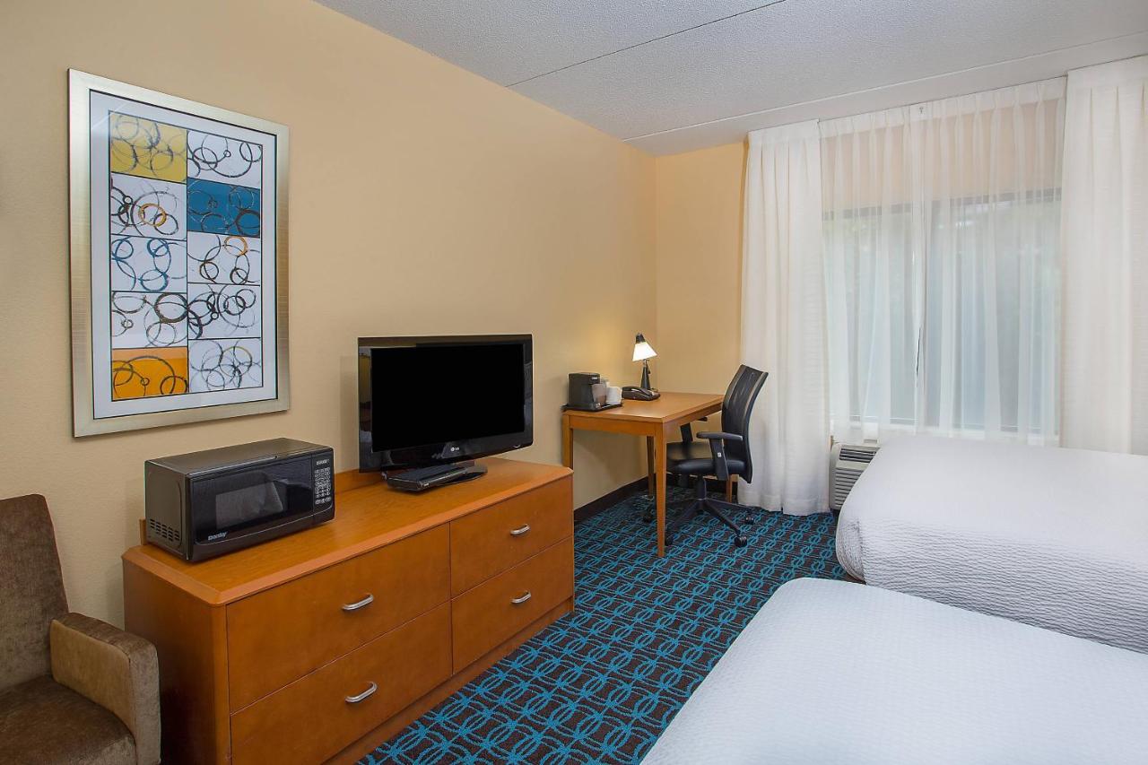  | Fairfield Inn & Suites Kodak