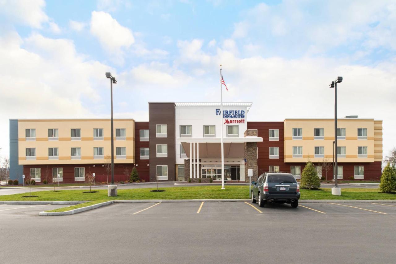 | Fairfield Inn & Suites Utica