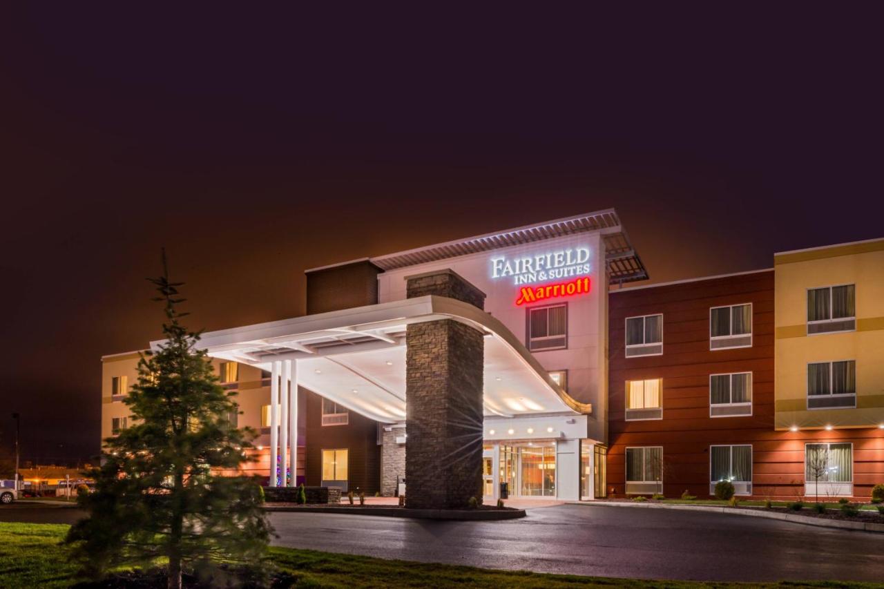 | Fairfield Inn & Suites Utica