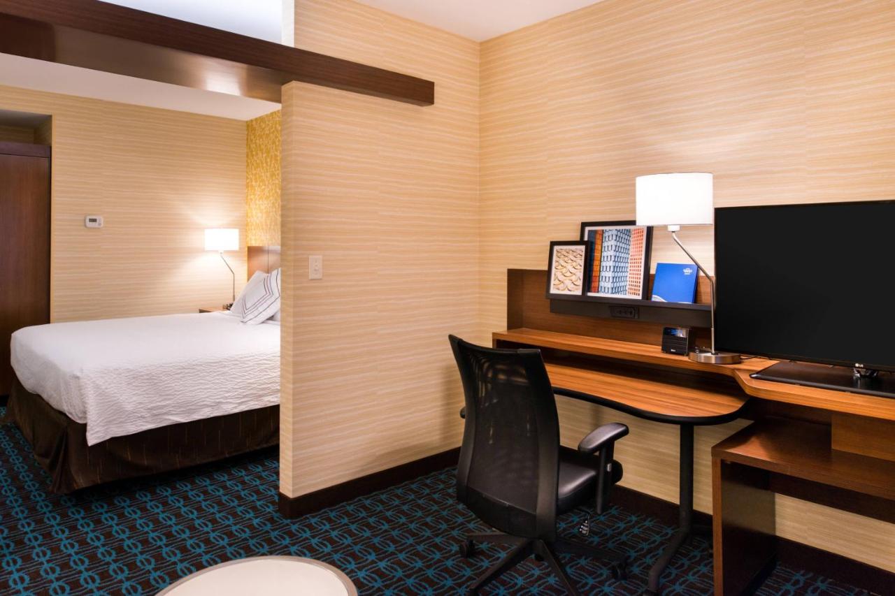 | Fairfield Inn & Suites Utica