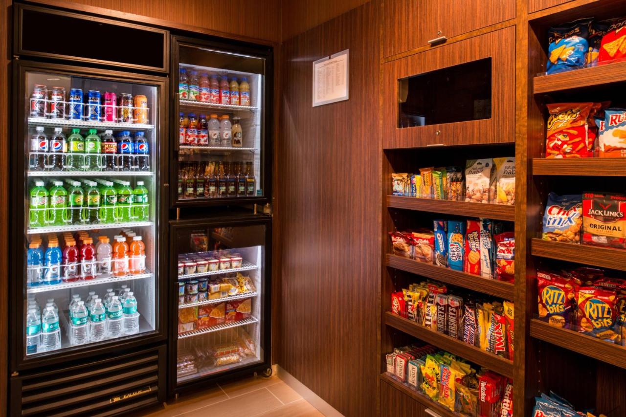 | Fairfield Inn & Suites Utica