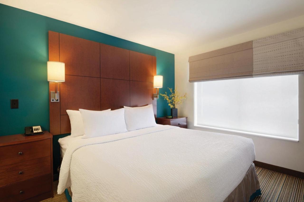 | Residence Inn Bismarck North