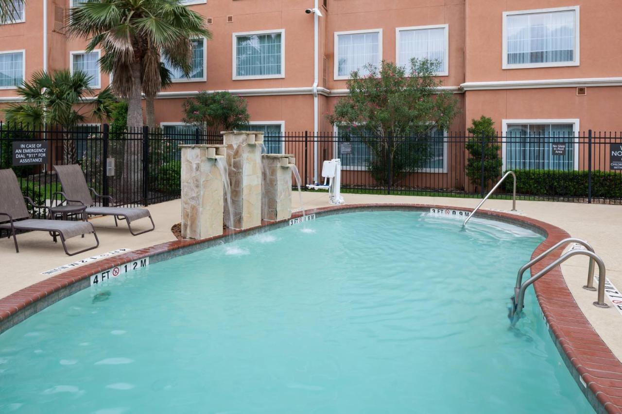| Residence Inn Beaumont