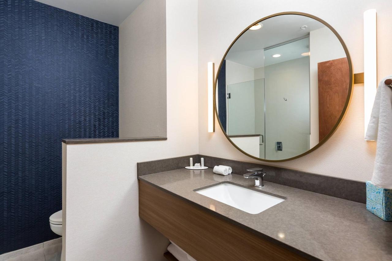 | Fairfield Inn & Suites by Marriott Crestview