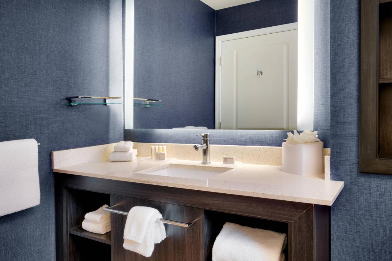 One-Bedroom Queen Suite with Sofa Bed - Hearing Accessible at Residence Inn by Marriott Brunswick