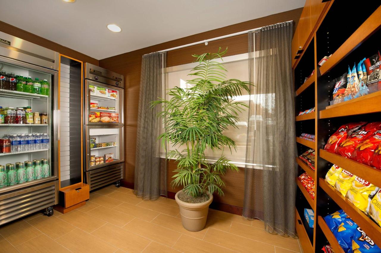 | Fairfield Inn & Suites Germantown Gaithersburg