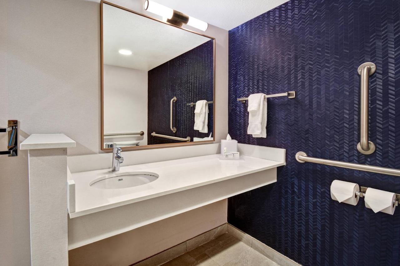 | Fairfield Inn & Suites Las Vegas Airport South