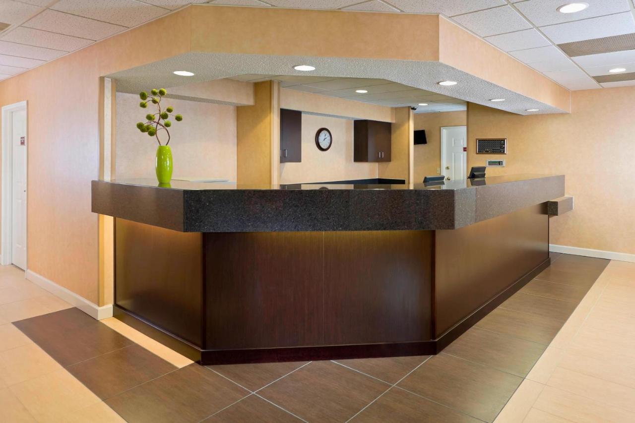 | Residence Inn Canton