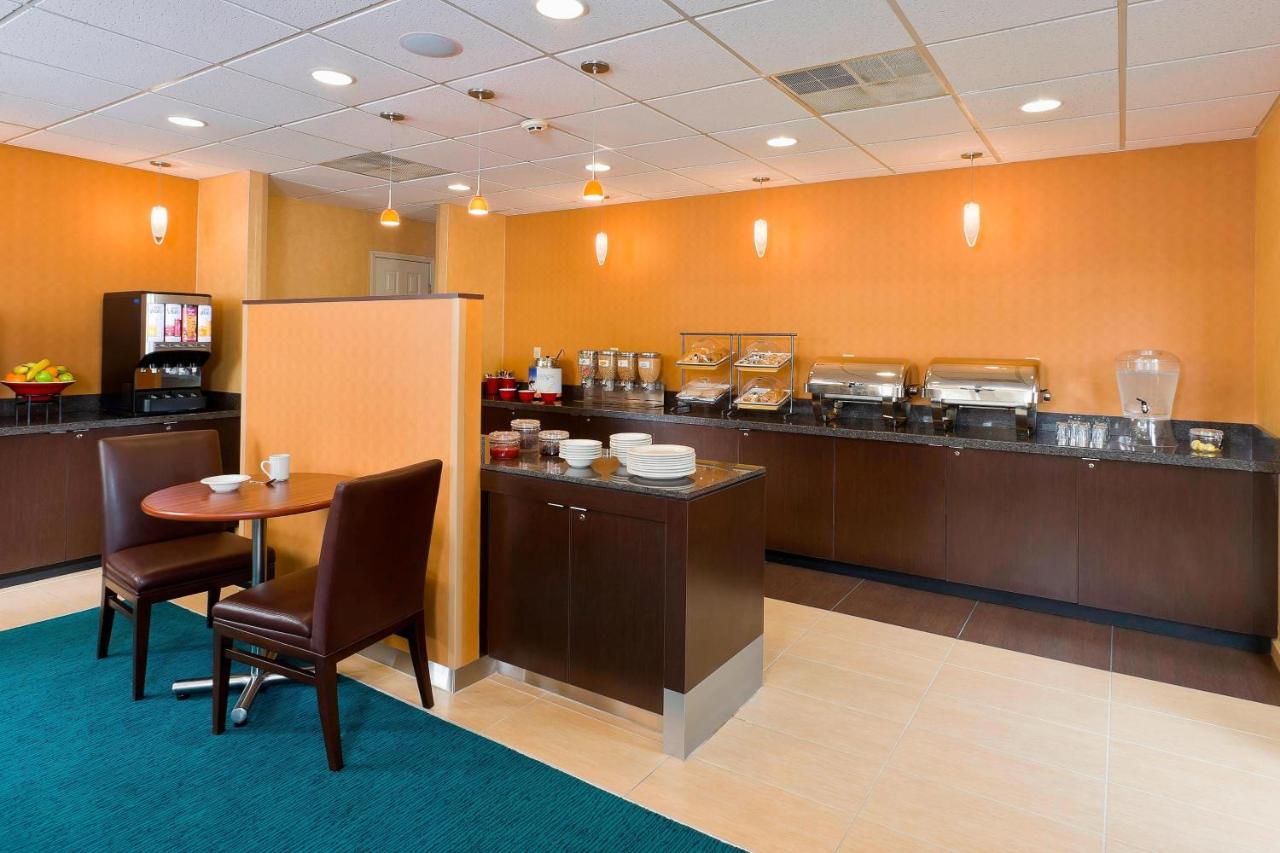 | Residence Inn Canton