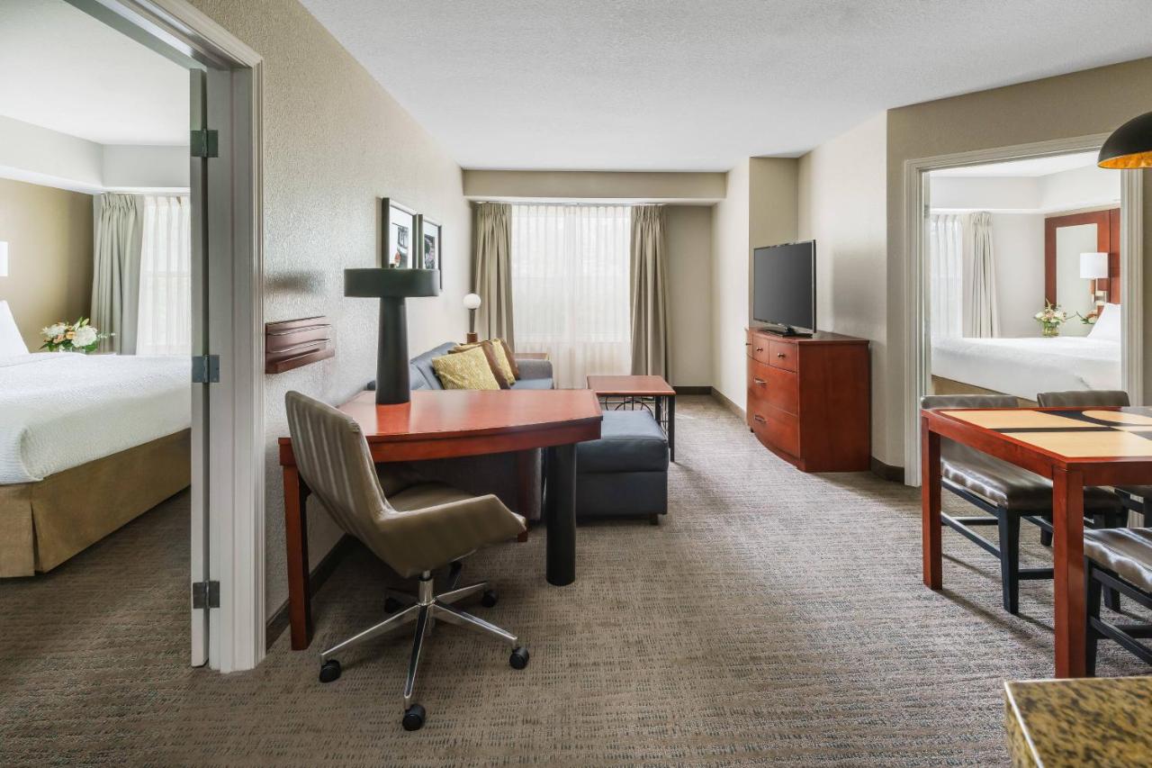 | Residence Inn Burlington Colchester