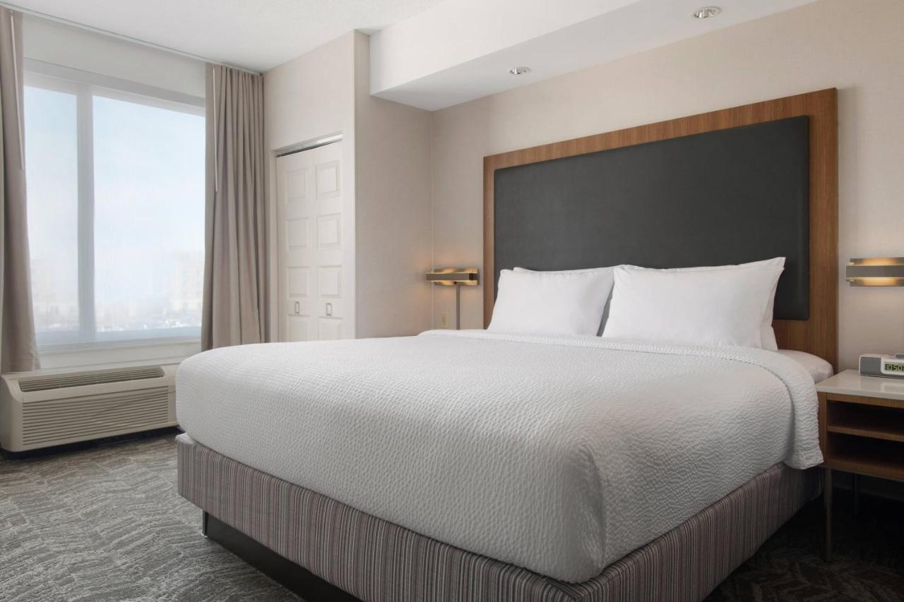 | Springhill Suites by Marriott Syracuse Carrier Circle