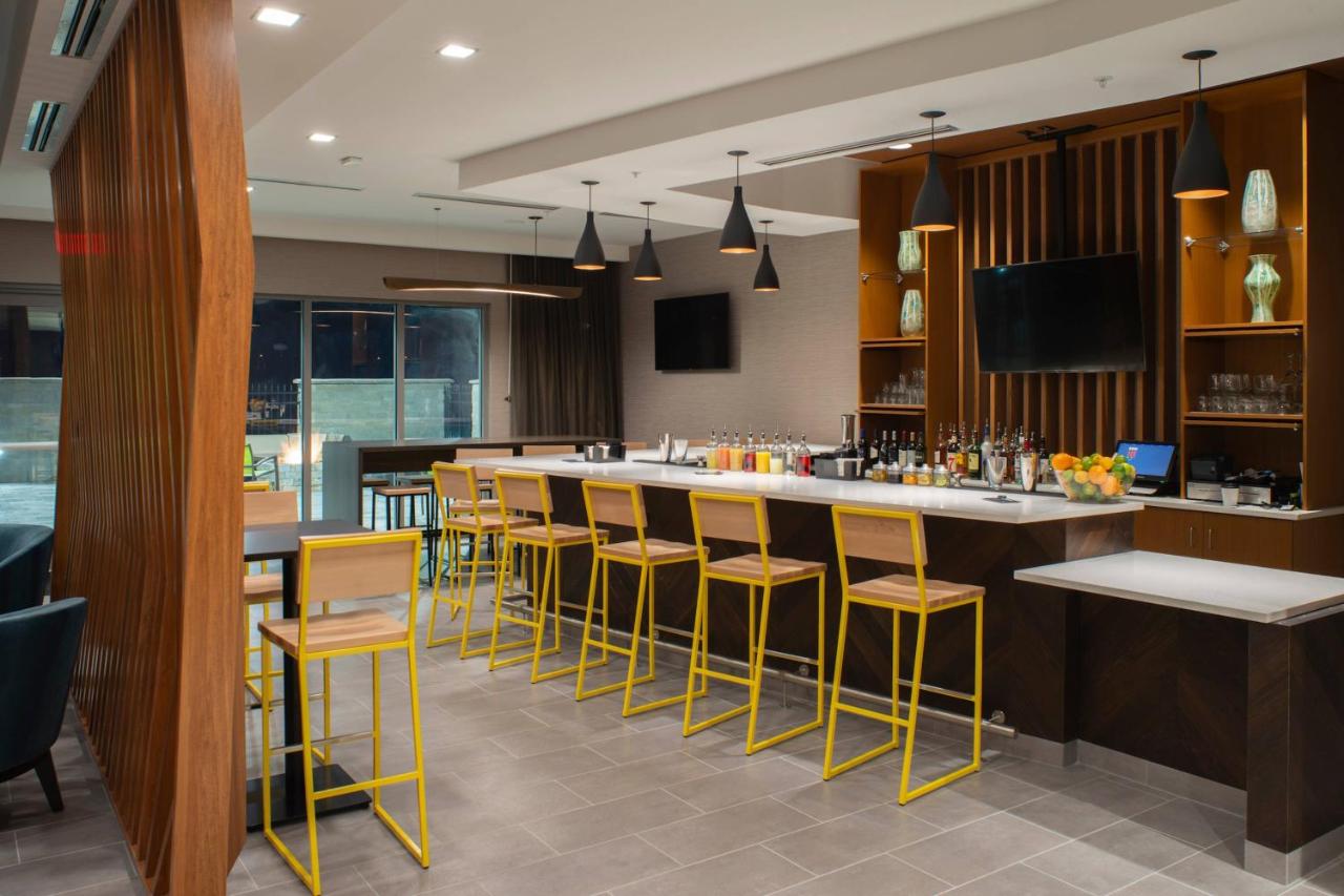 | SpringHill Suites by Marriott Tampa Suncoast Parkway