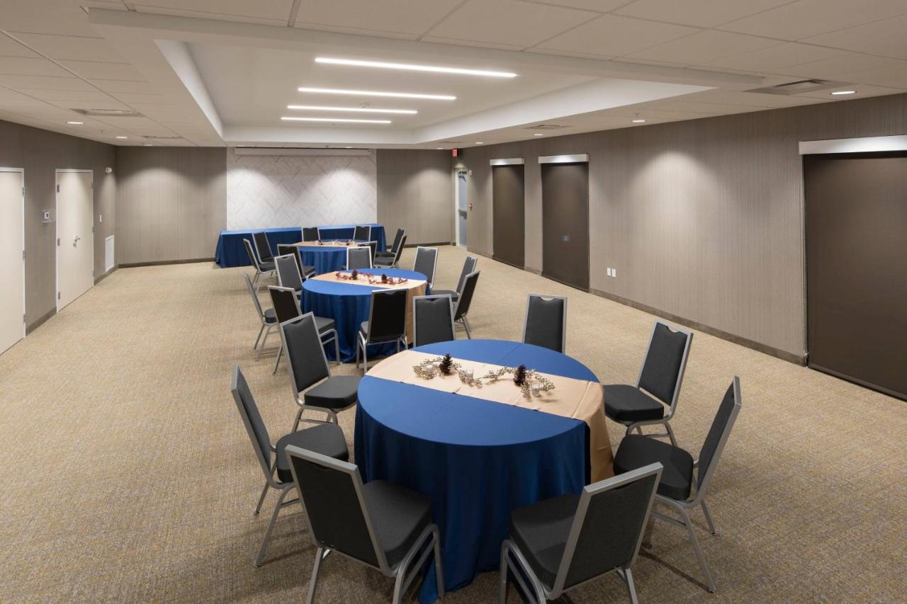 | SpringHill Suites by Marriott Tampa Suncoast Parkway