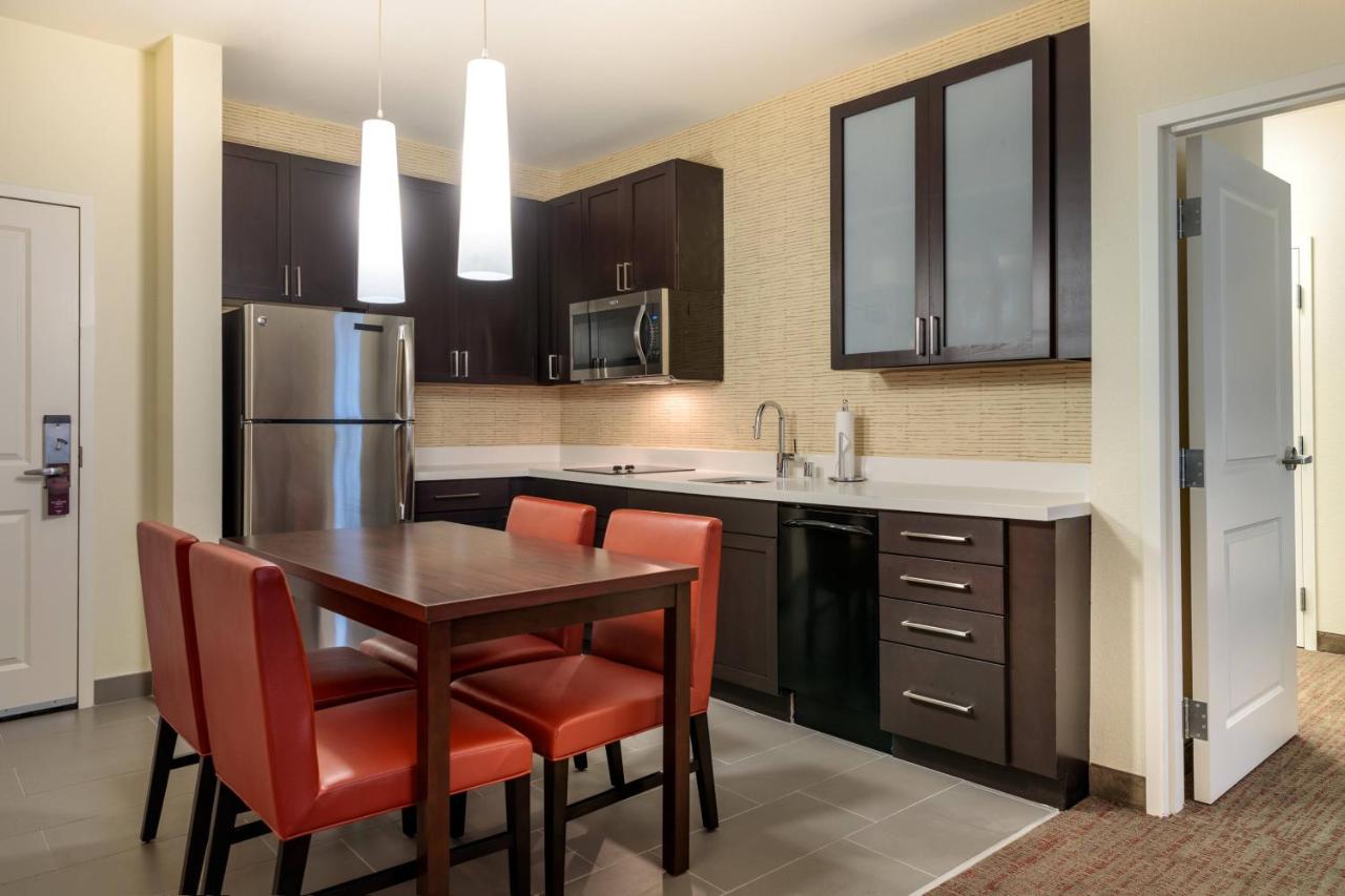 | Residence Inn by Marriott Dallas Plano/Richardson at Coit Rd.