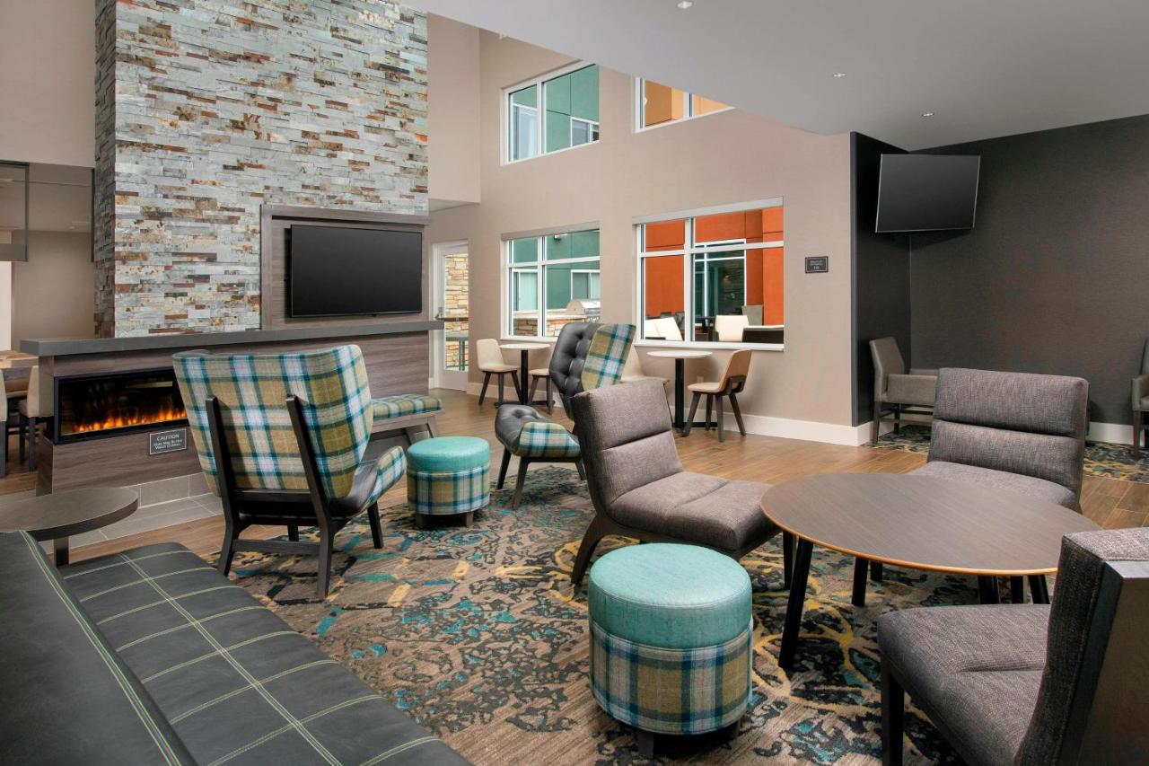 | Residence Inn by Marriott Denver Airport/Convention Center