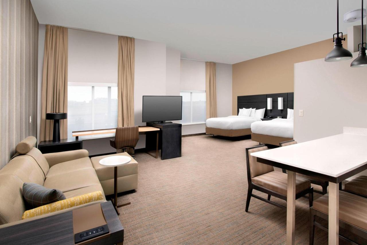 | Residence Inn by Marriott Denver Airport/Convention Center