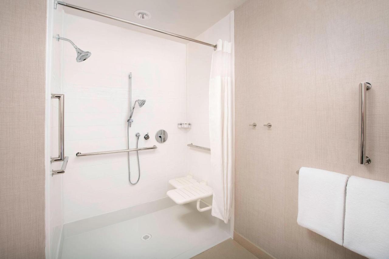 | Residence Inn by Marriott Denver Airport/Convention Center