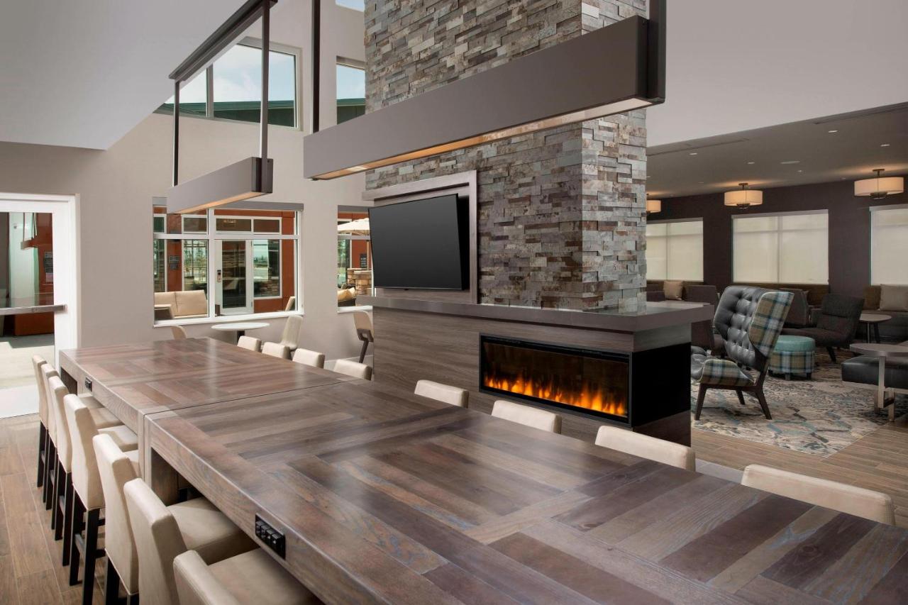 | Residence Inn by Marriott Denver Airport/Convention Center
