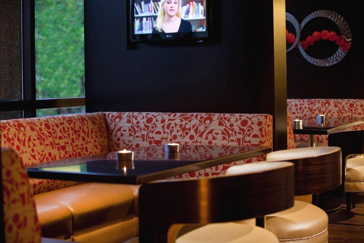 | Washington Dulles Airport Marriott