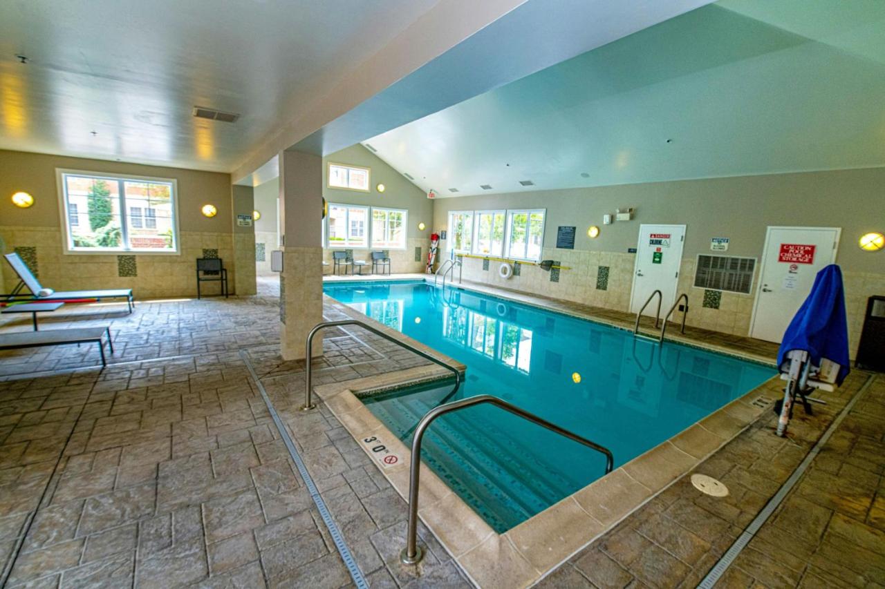  | Residence Inn by Marriott Woodbridge Edison/Raritan Center