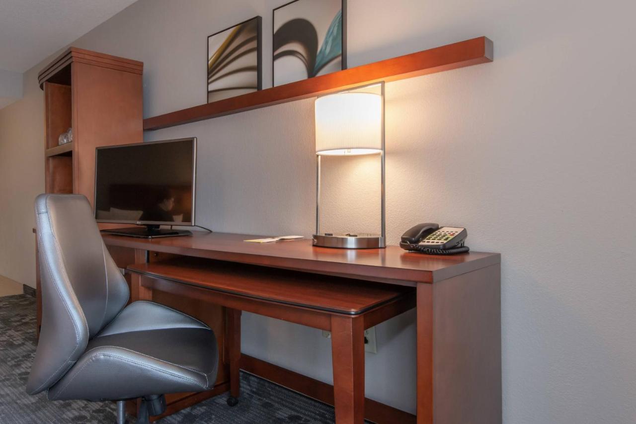 Double Room with Two Double Beds at Courtyard by Marriott Charlotte Lake Norman