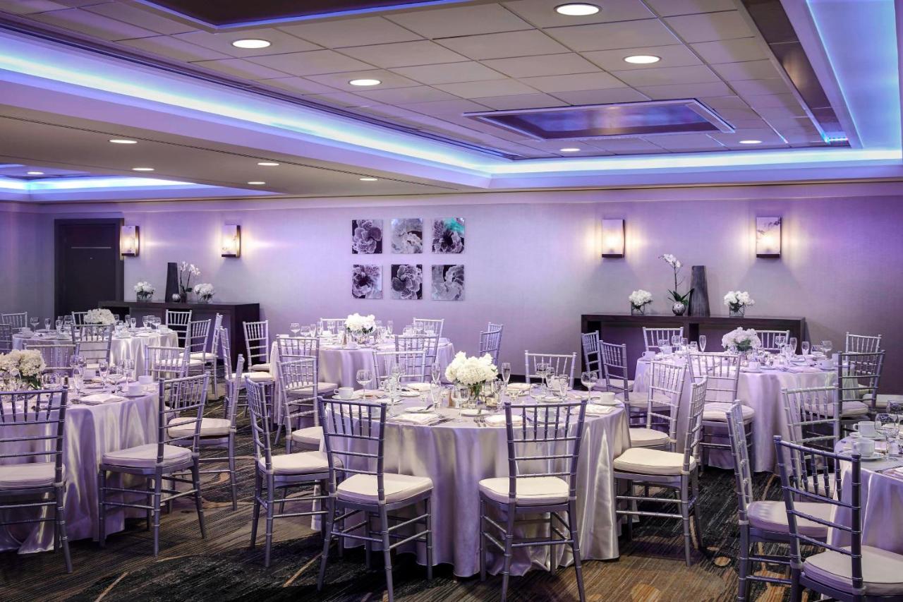 | San Francisco Airport Marriott Waterfront
