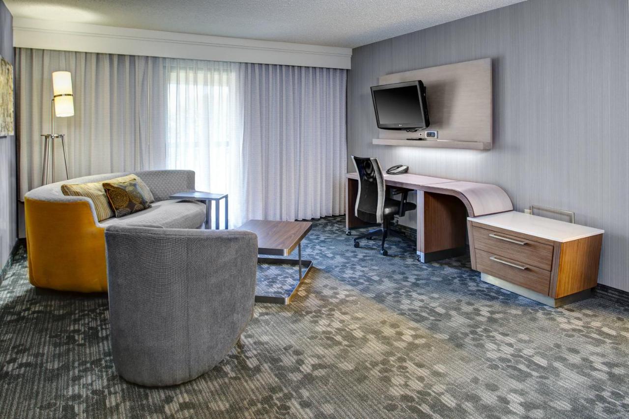 | Courtyard Cleveland Westlake