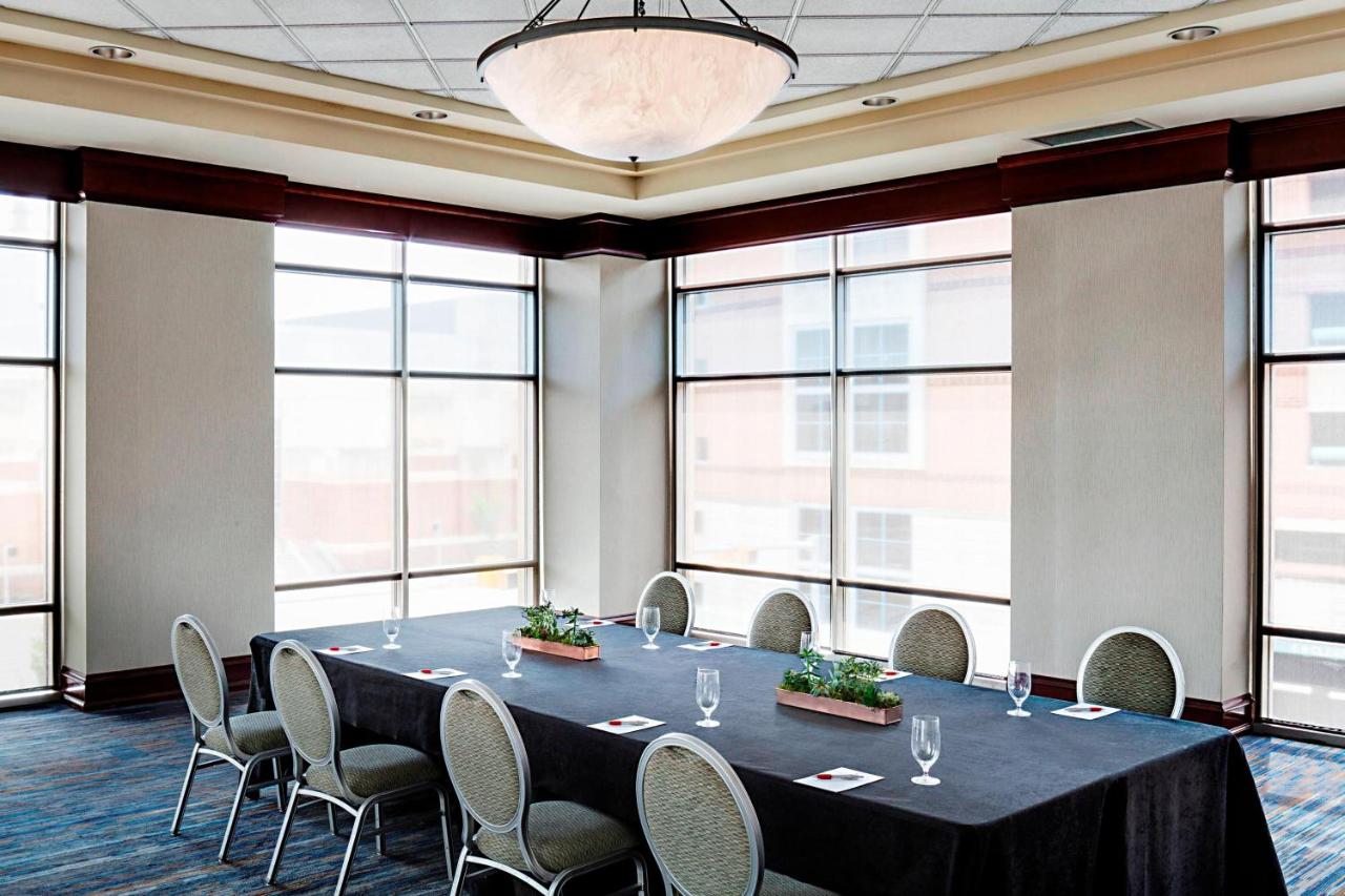 | Indianapolis Marriott Downtown