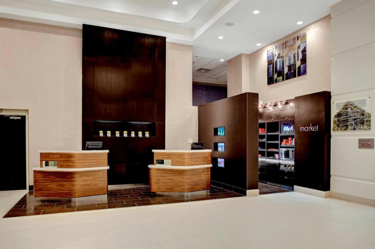 | Courtyard by Marriott Columbus Downtown