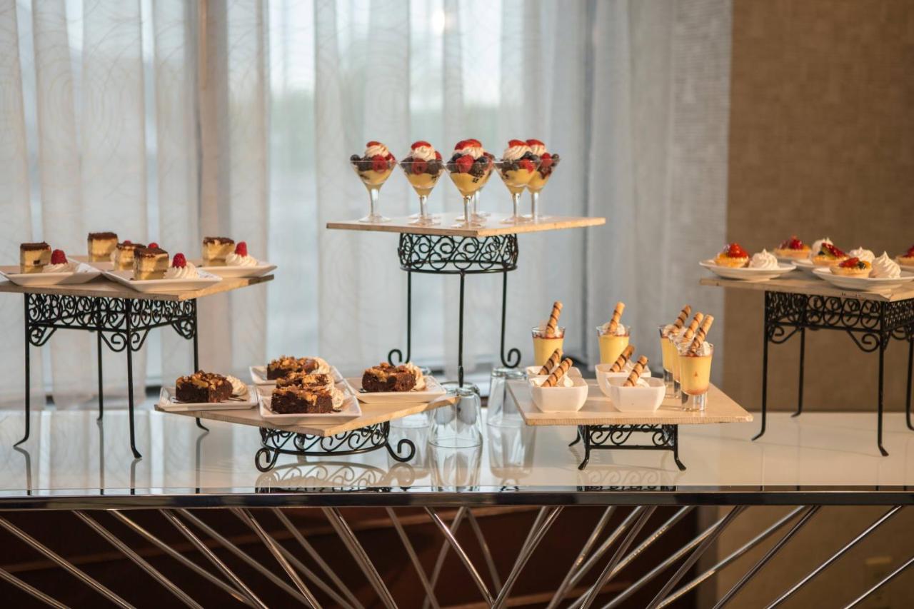 | Washington Dulles Marriott Suites