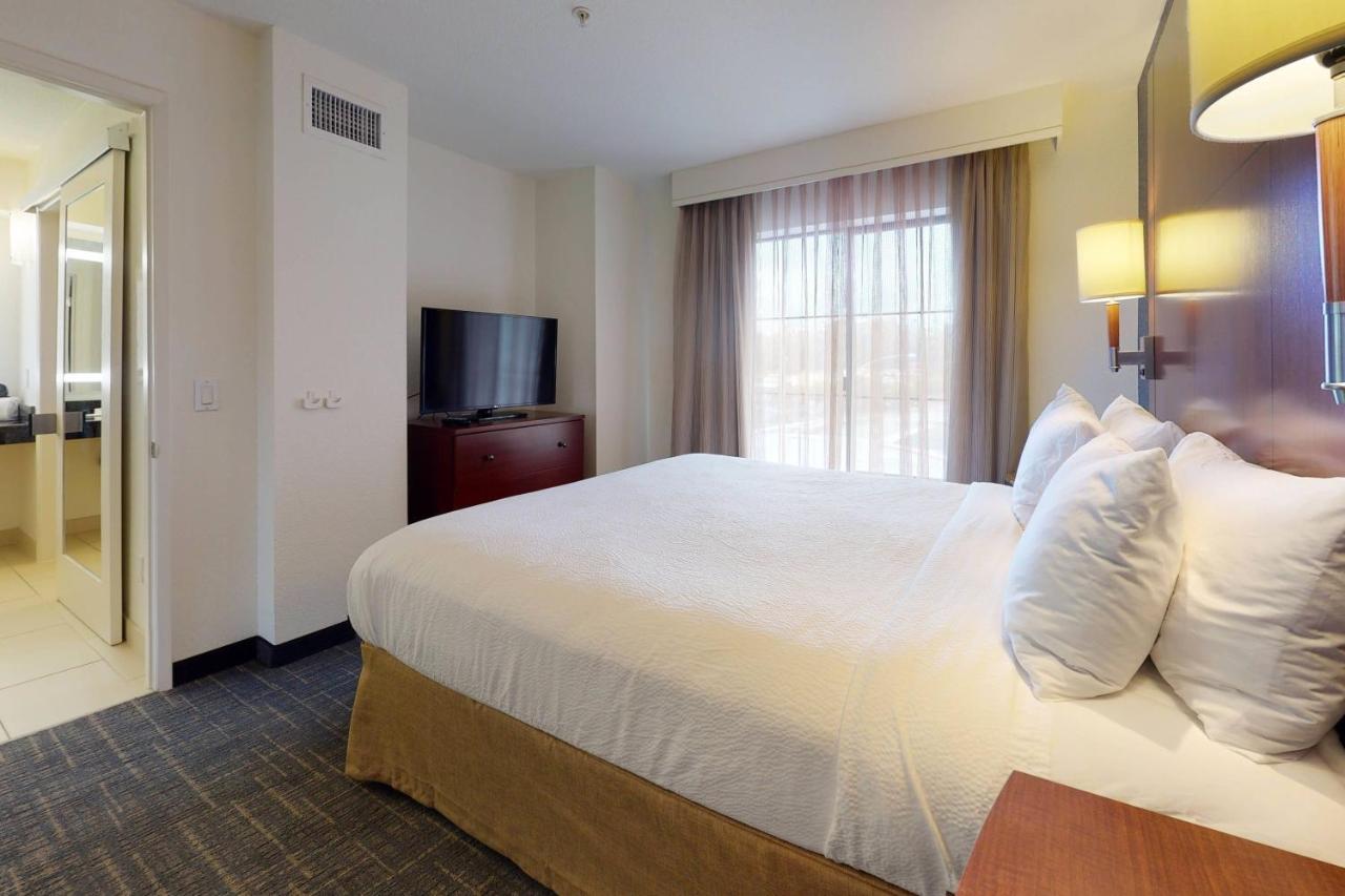 One-Bedroom King Suite at Residence Inn San Diego Del Mar