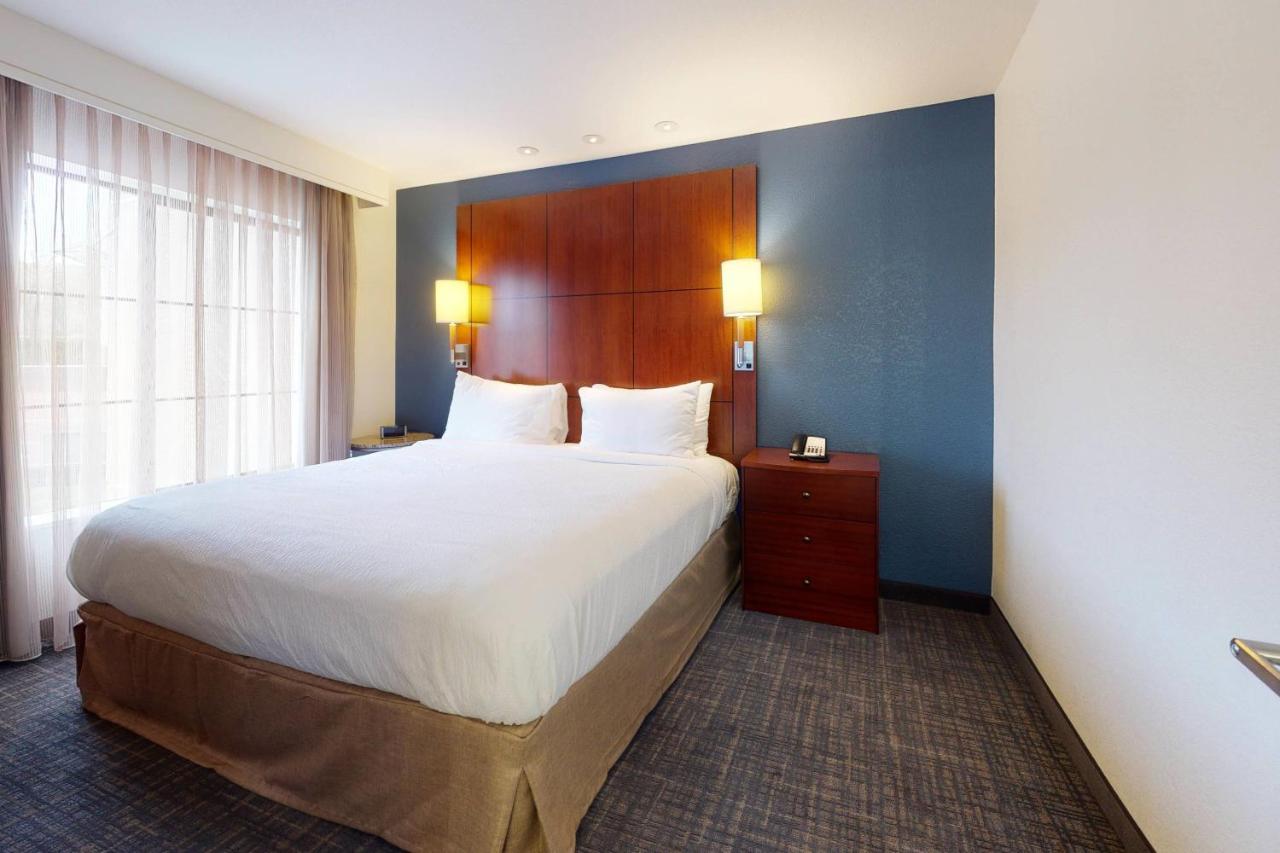 Two-Bedroom King Suite at Residence Inn San Diego Del Mar