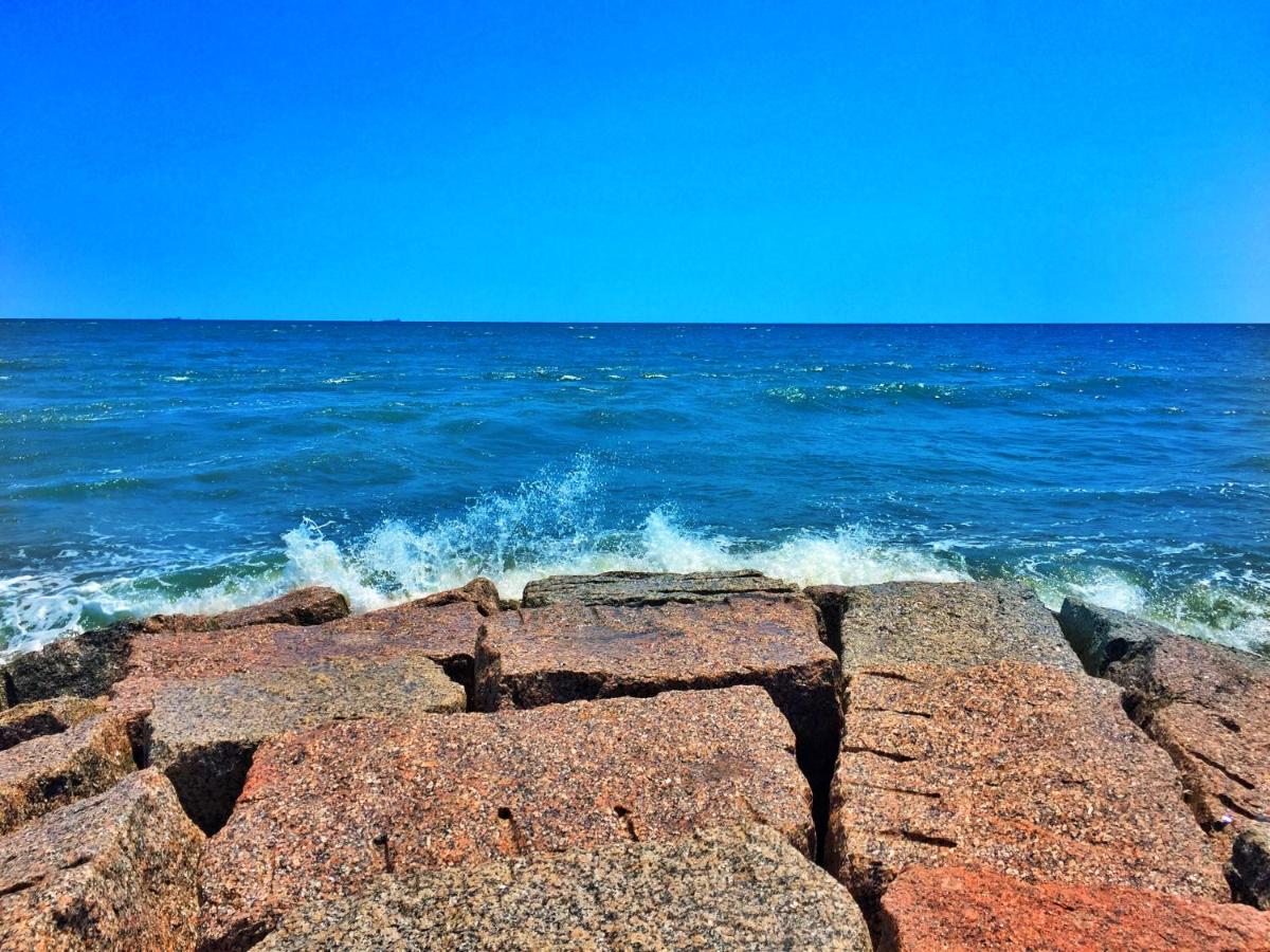  | Four Seasons on the Gulf