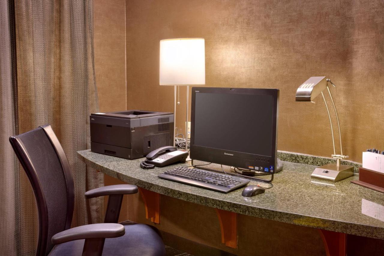 | Springhill Suites by Marriott Thatcher