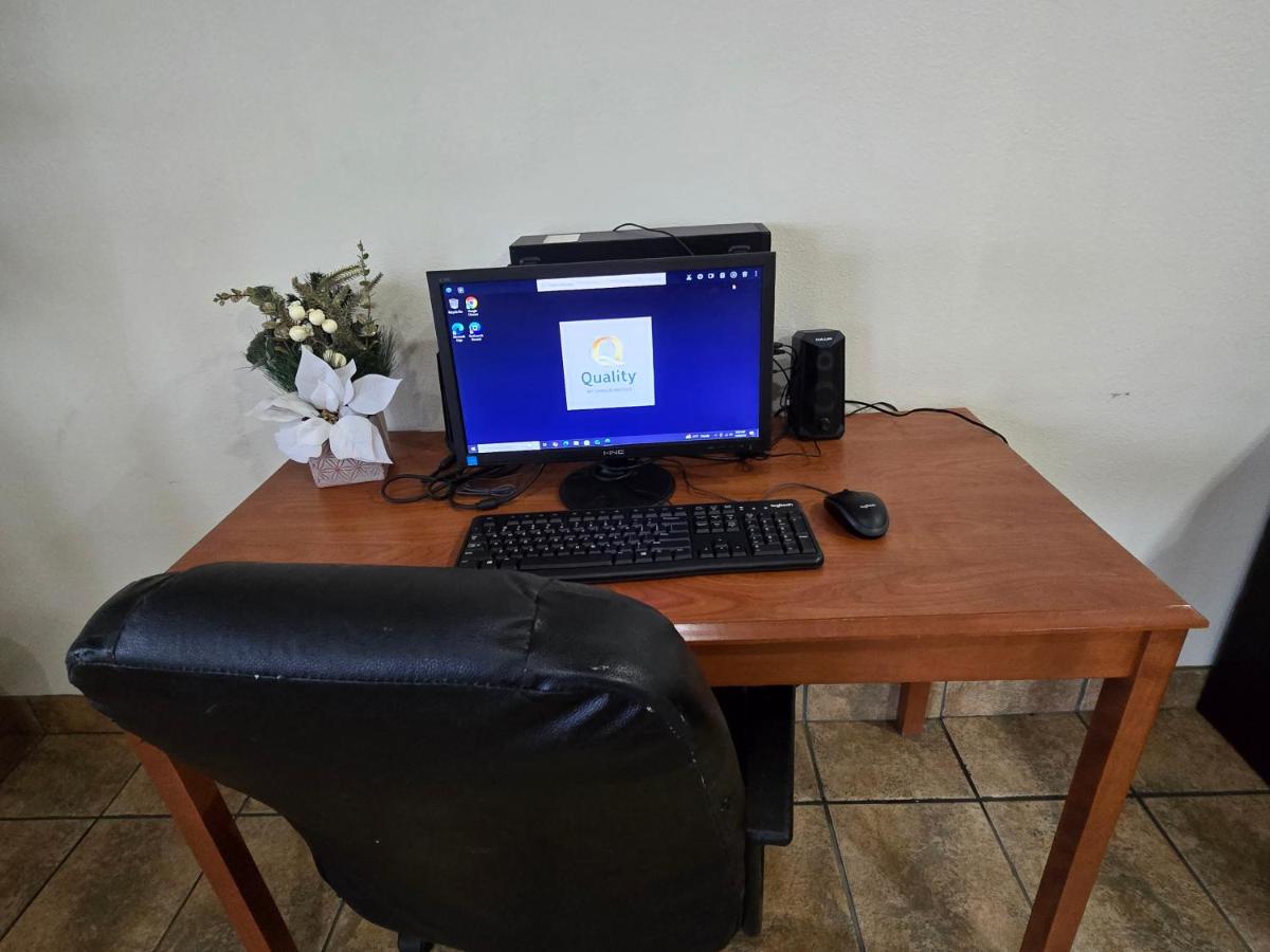 | Quality Inn Durand