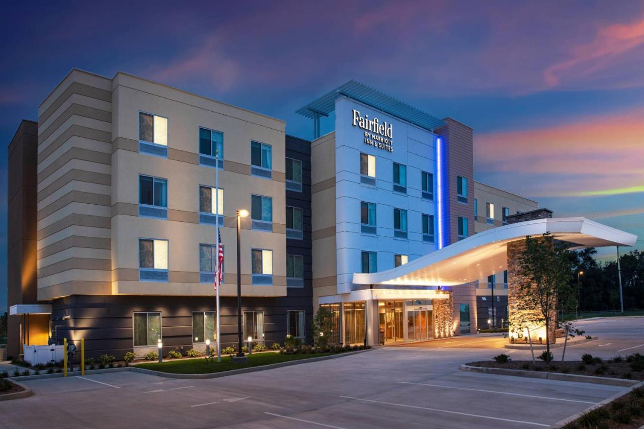 | Fairfield by Marriott Inn & Suites Lebanon Near Expo Center