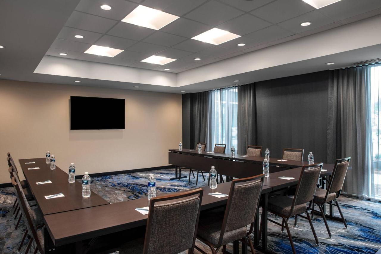 | Fairfield by Marriott Inn & Suites Lebanon Near Expo Center