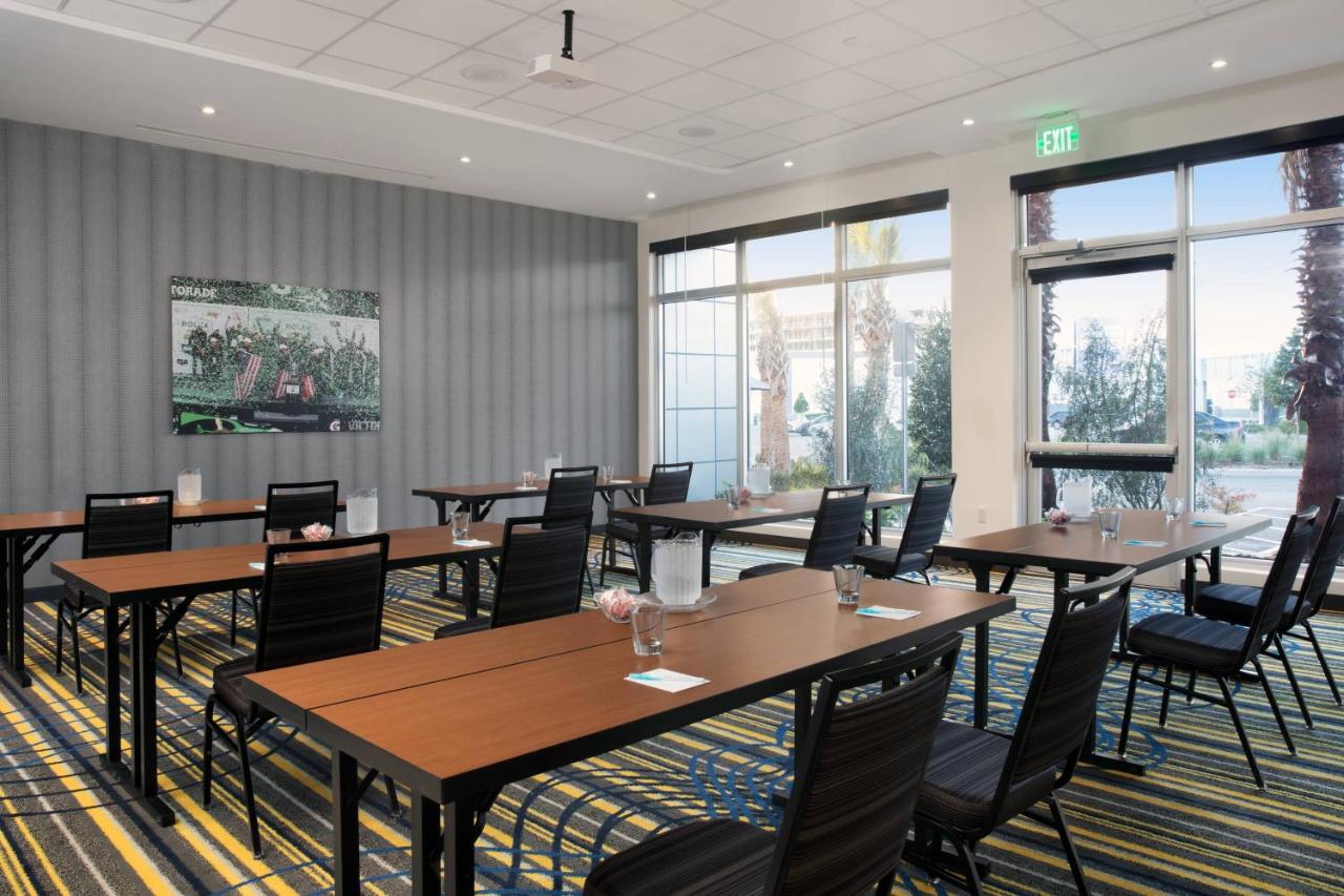 | Fairfield Inn & Suites by Marriott Daytona Beach Speedway/Airport