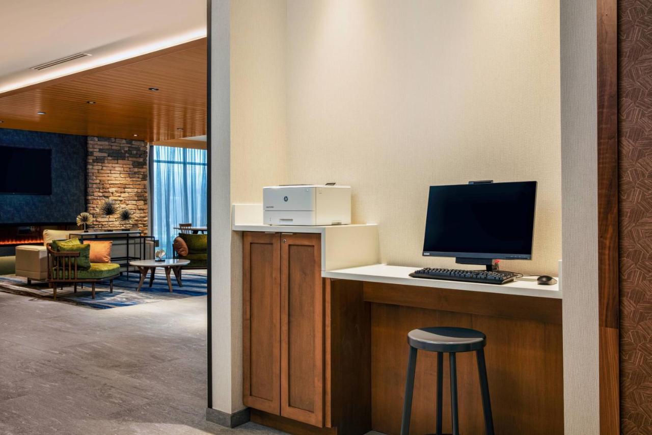 | Fairfield by Marriott Inn & Suites Harrisburg West/Mechanicsburg