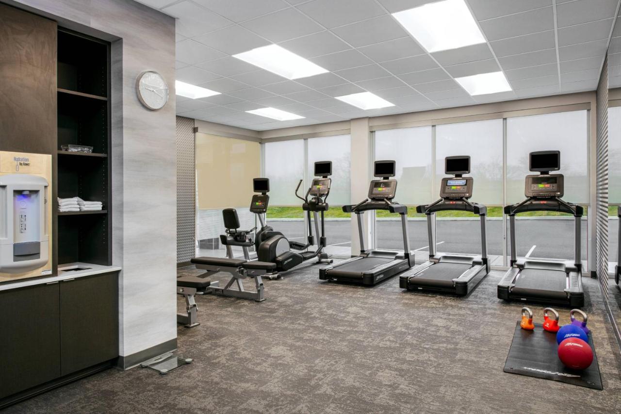 | Fairfield by Marriott Inn & Suites Harrisburg West/Mechanicsburg