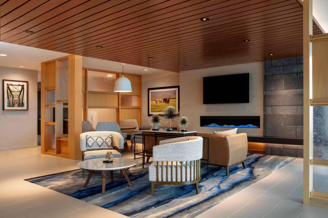 | Fairfield by Marriott Inn & Suites Lewisburg