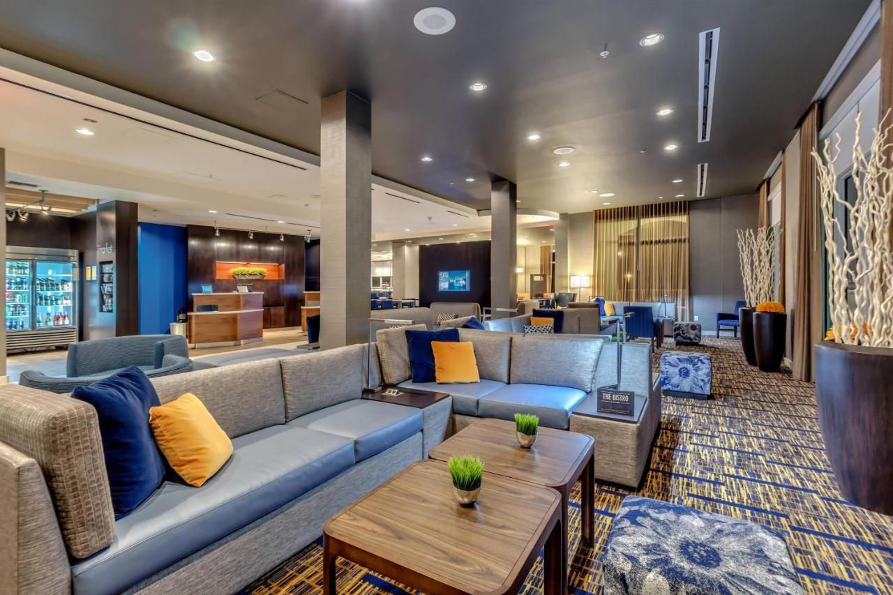 | Courtyard by Marriott St. Petersburg Clearwater/Madeira Beach