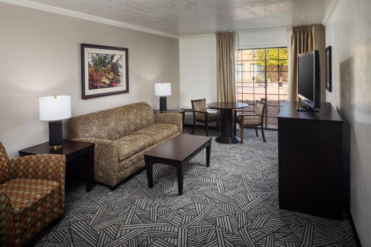 Room #26958821 at Wyndham Tucson Airport Hotel & Conference Center