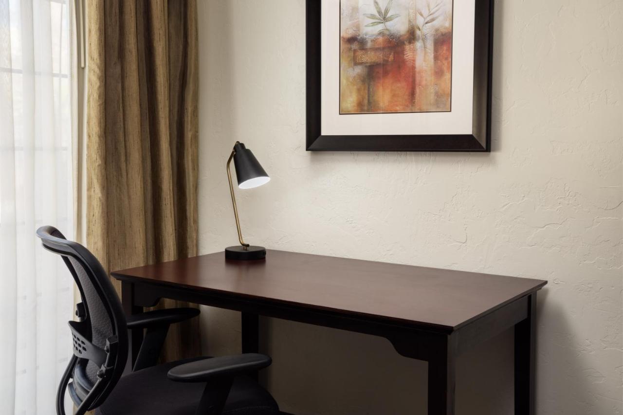  | Hotel Bridgeway, Tucson Int'l Airport
