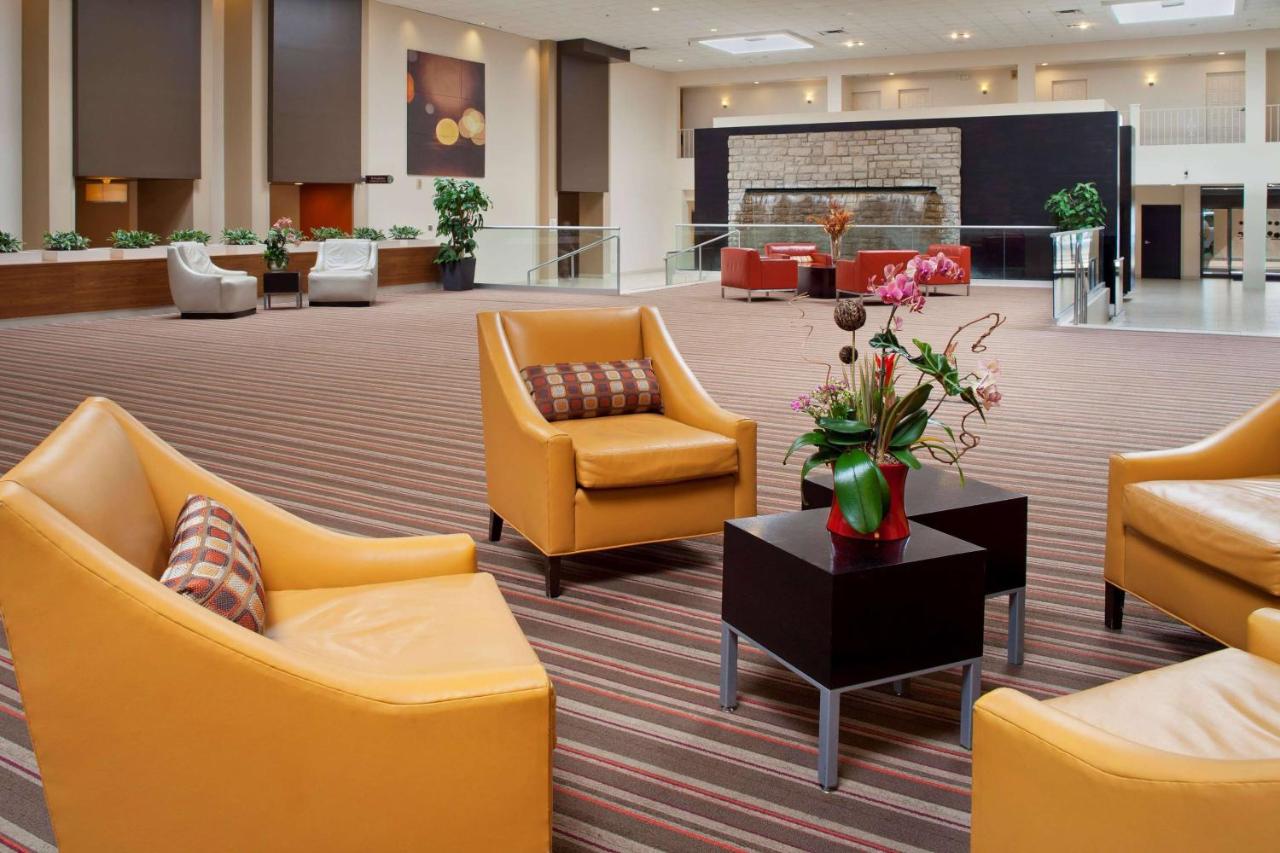 | DoubleTree by Hilton Columbus/Worthington